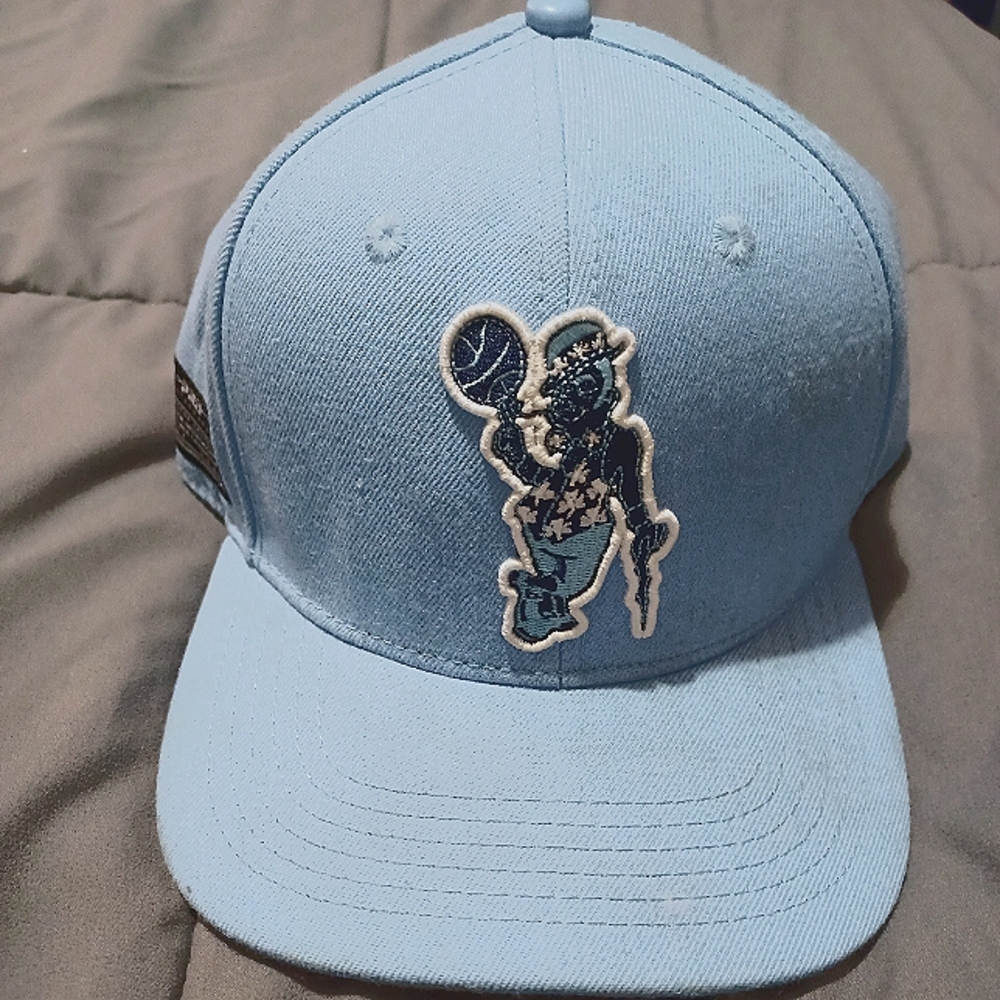 ☆Pro-Standard ☆Boston Celtics☆ ☆17x-NBA CHAMPIONS☆ EST. 1945☆LITE BLUE SNAP BACK